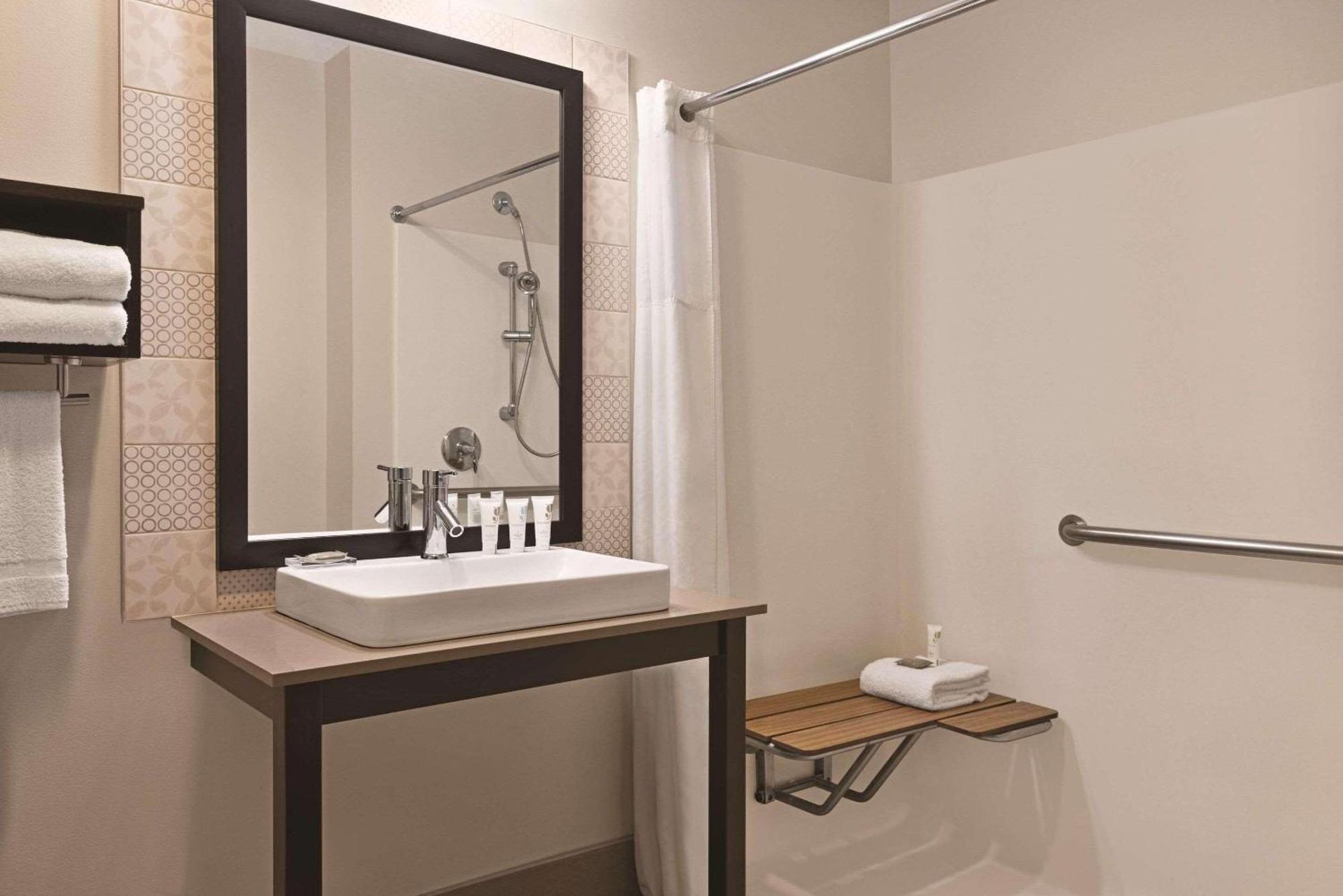 Country Inn & Suites By Radisson, Madison, Wi Екстериор снимка